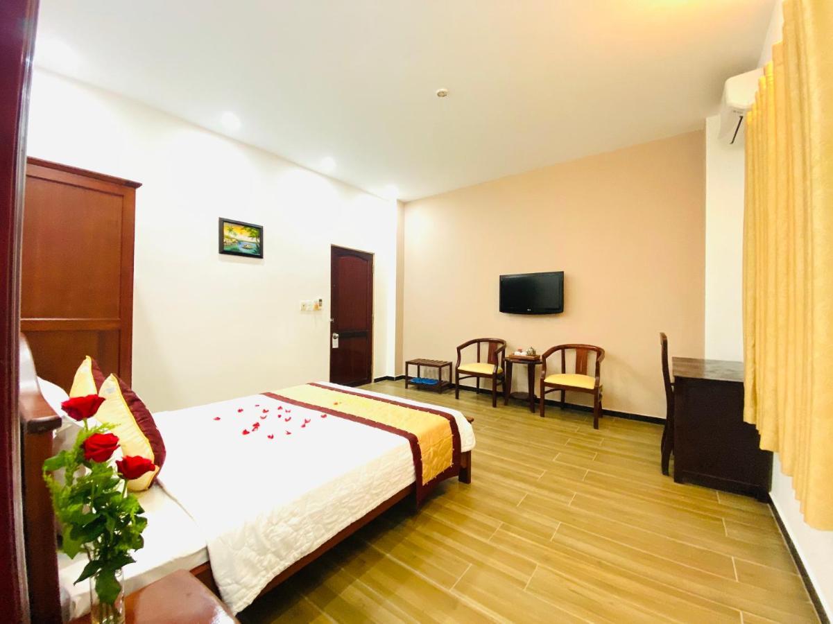 Bien Xanh Hotel Duong Dong Exterior foto